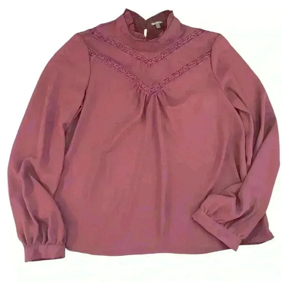 Charlotte Russe Mauve High-Neck Lace‎ Detail Blouse - Medium - Picture 1 of 7